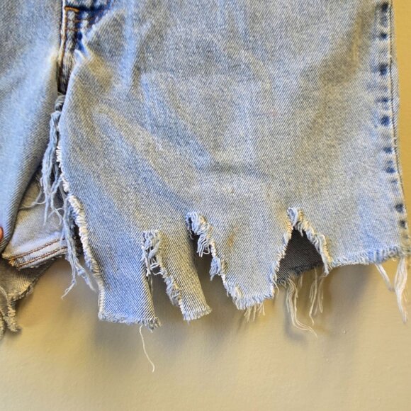 Vintage Levis 550 Orange Tab Student Denim DIY Cut-Off Distressed Frayed High Wa - Picture 2 of 12